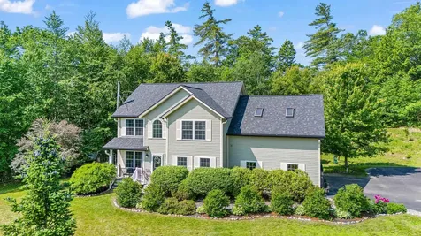 26 Hobbs Court Wilton NH 03086