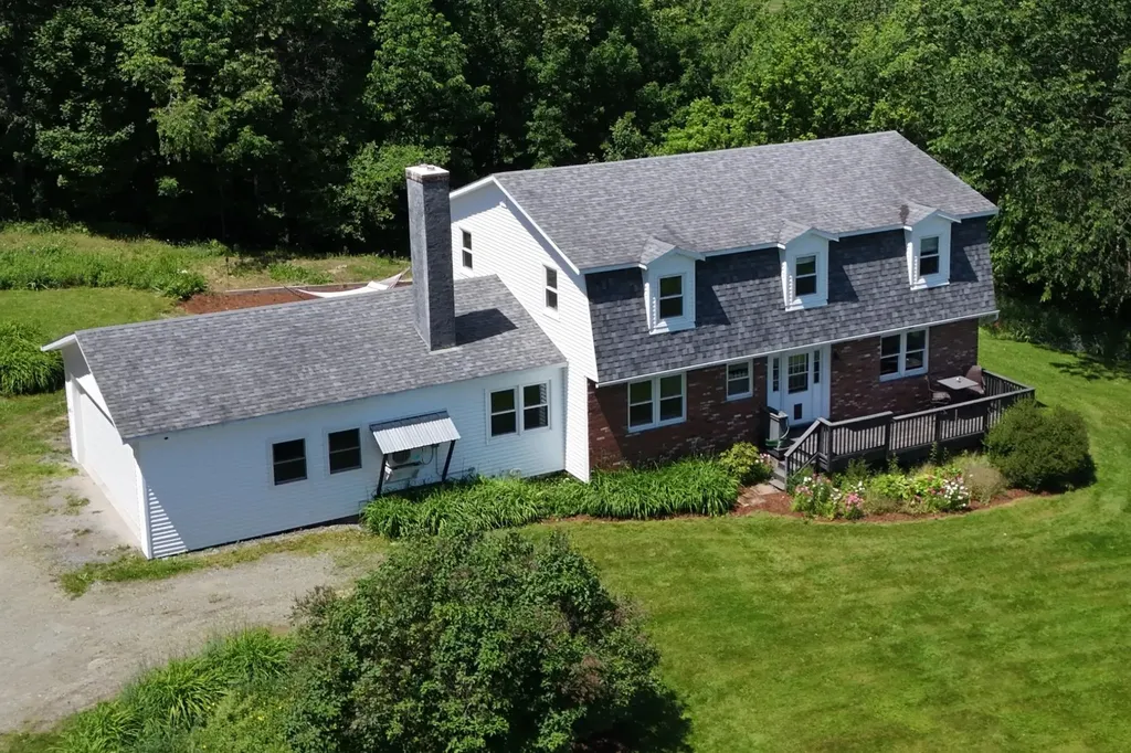 154 West Street Barton VT 05822