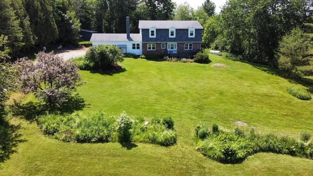 154 West Street Barton VT 05822