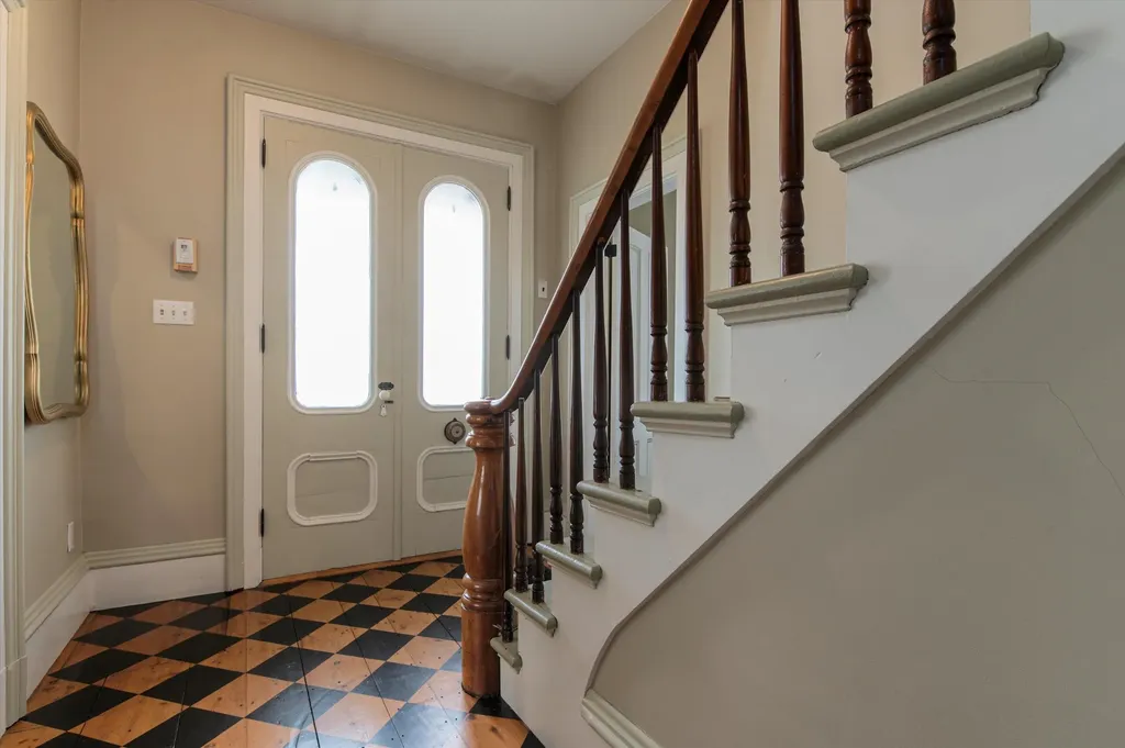 534 Elm Street Chester VT 05143