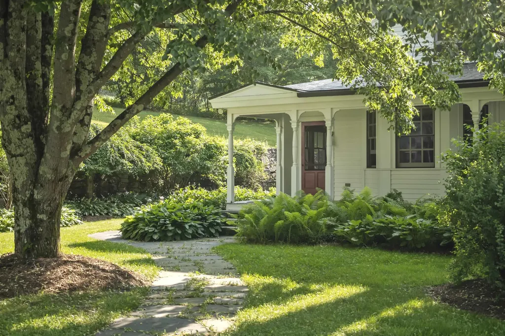 2589 W. Sandgate Road Sandgate VT 05250