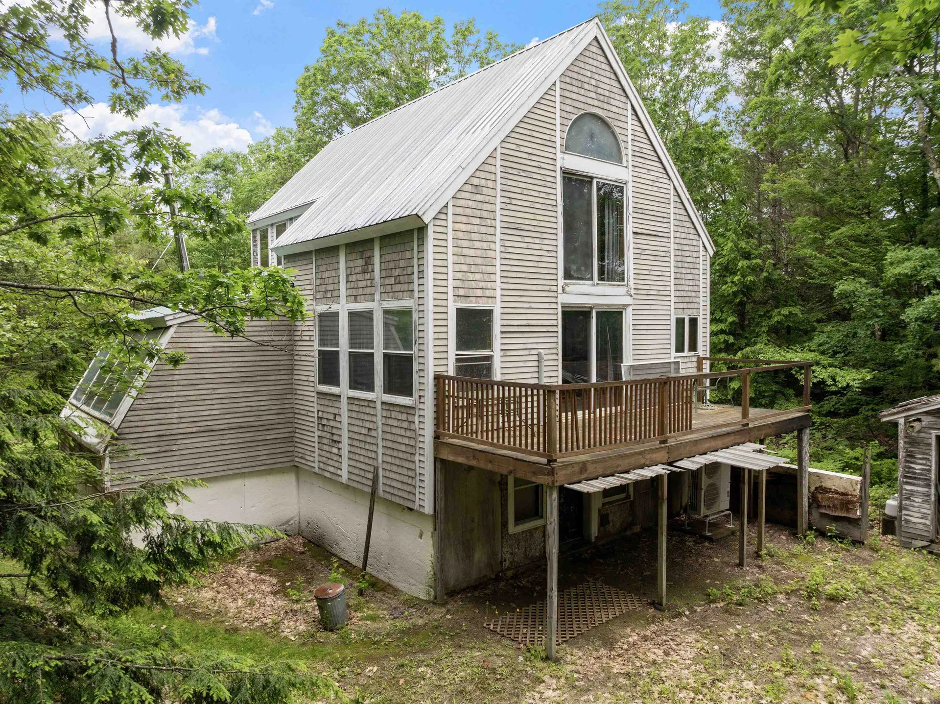 81 Disdam Road Holderness NH 03245