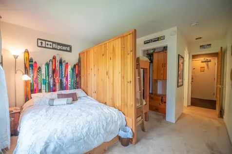 17a Mountain Village Dover VT 05356