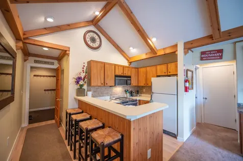 17a Mountain Village Dover VT 05356
