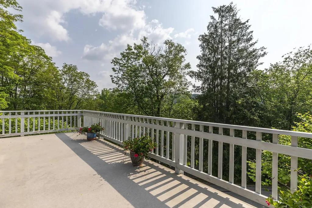 3 Hathorn Hill Woodstock VT 05091