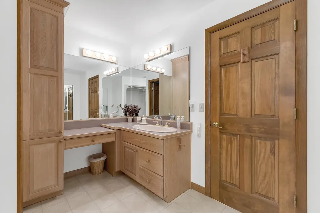 490 West Hill Road Ludlow VT 05149