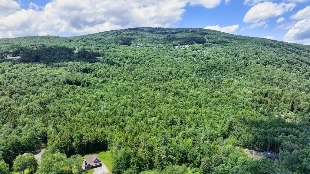 490 West Hill Road Ludlow VT 05149