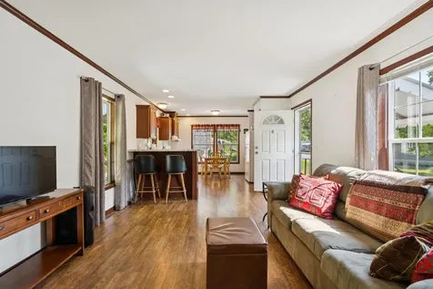 16 Maxfield Lane Hartland VT 05001