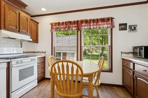 16 Maxfield Lane Hartland VT 05001
