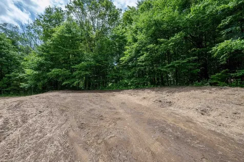 00 Quechee-hartland Road Hartland VT 05048