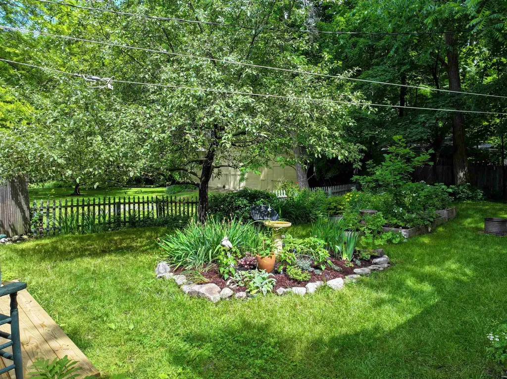 385 East Main Street Middlebury VT 05753