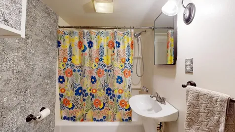 385 East Main Street Middlebury VT 05753