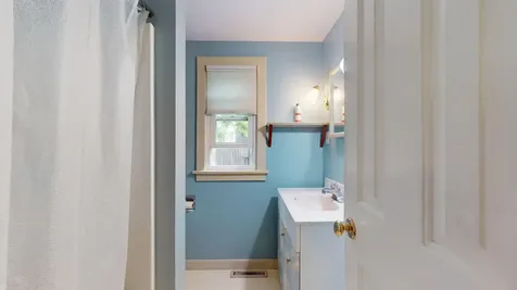 385 East Main Street Middlebury VT 05753