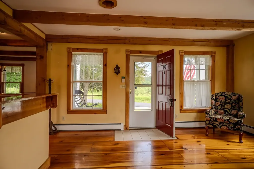 125 South Main Street Peacham VT 05862