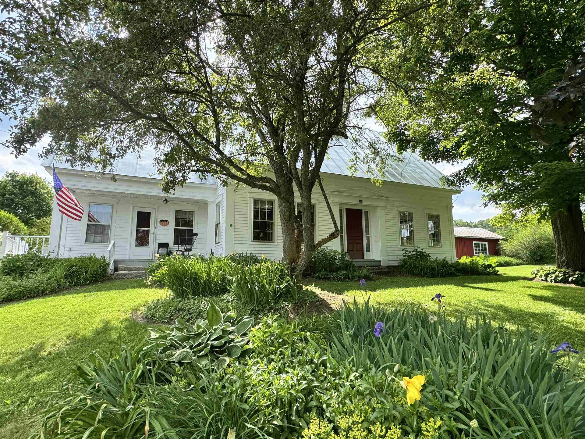 125 South Main Street Peacham VT 05862