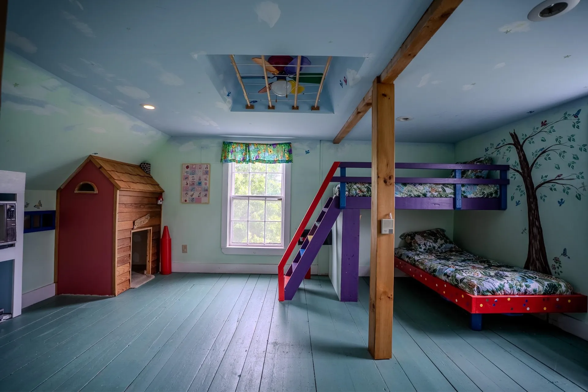 125 South Main Street Peacham VT 05862