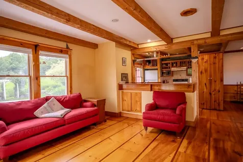 125 South Main Street Peacham VT 05862