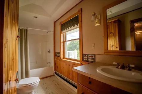 125 South Main Street Peacham VT 05862