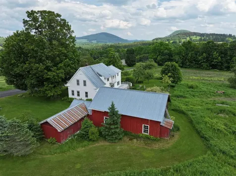 125 South Main Street Peacham VT 05862