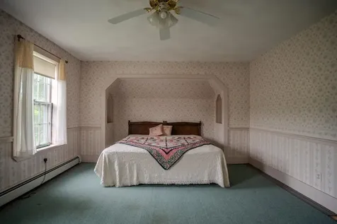 125 South Main Street Peacham VT 05862