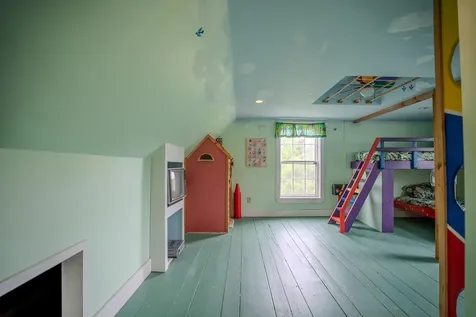 125 South Main Street Peacham VT 05862