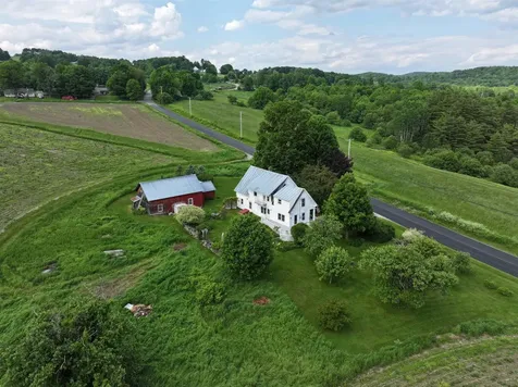 125 South Main Street Peacham VT 05862