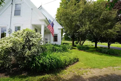 125 South Main Street Peacham VT 05862