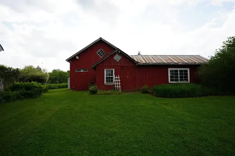 125 South Main Street Peacham VT 05862