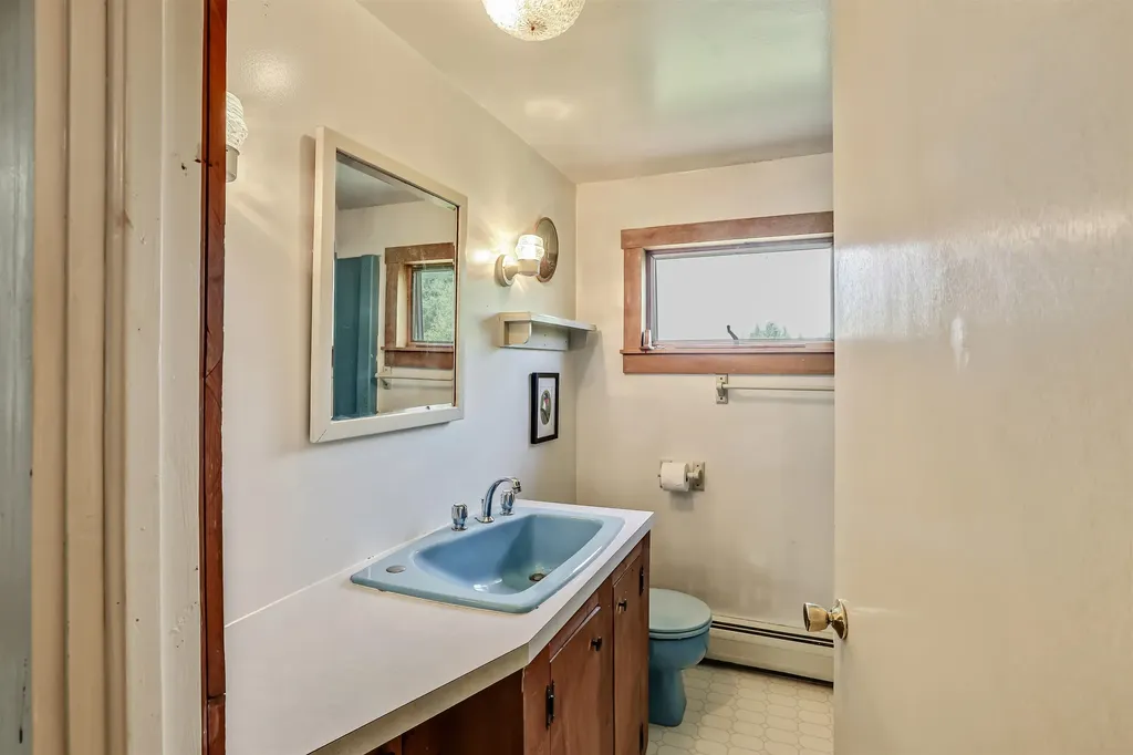 1435 Dexter Mountain Road Glover VT 05839