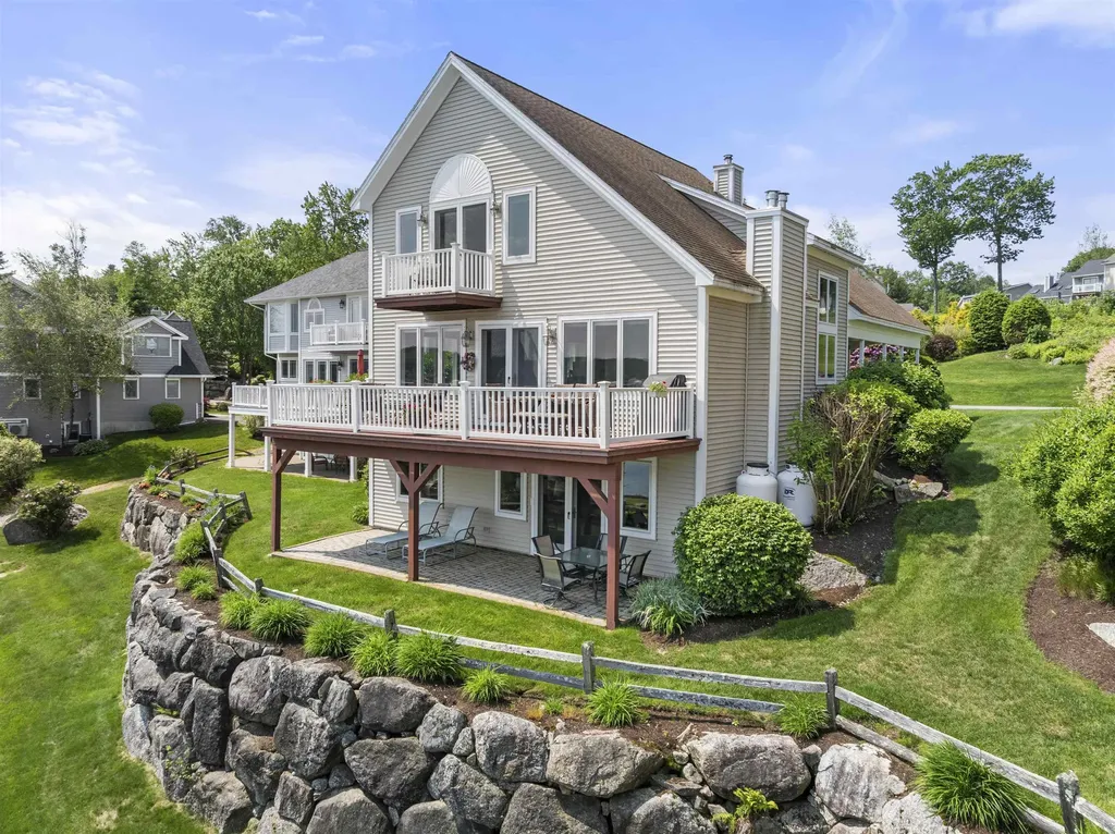 49 Prides Point Way Laconia NH 03246