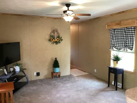 19 Woodland Park Troy NH 03465