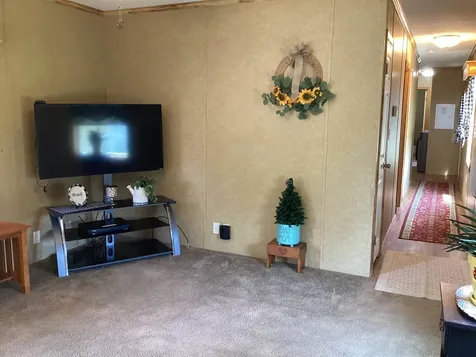 19 Woodland Park Troy NH 03465