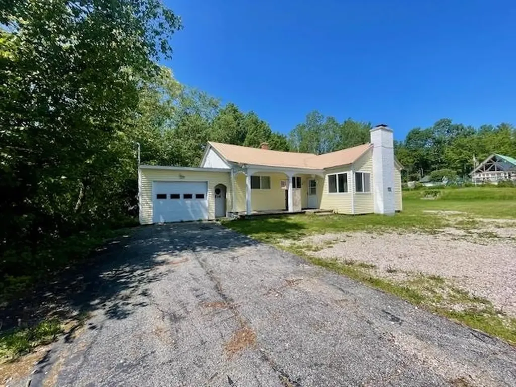 27 W Milan Road Berlin NH 03570