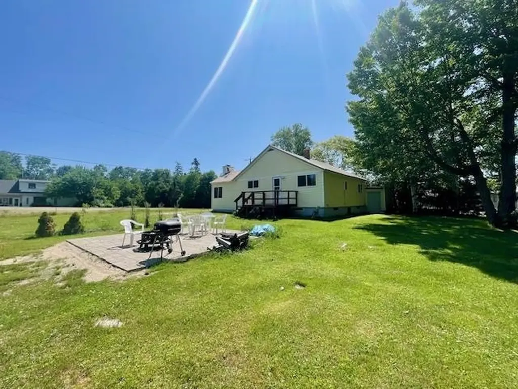 27 W Milan Road Berlin NH 03570