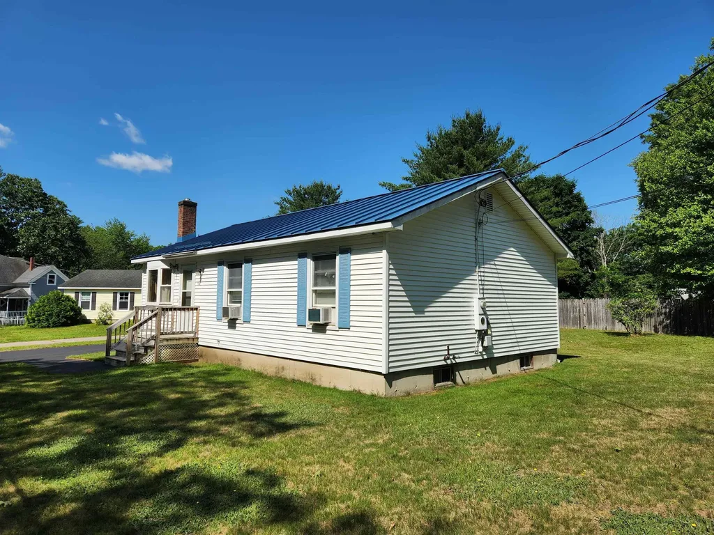 154 Victory Drive Franklin NH 03235