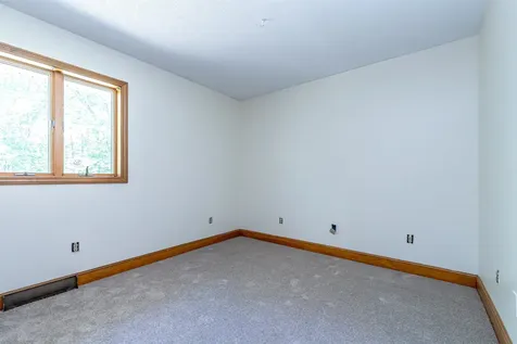 48 Mary Ann Avenue Salem NH 03079