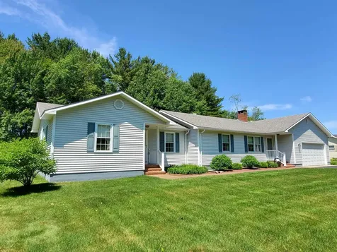 381 Cross Avenue St. Johnsbury VT 05819