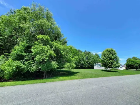 381 Cross Avenue St. Johnsbury VT 05819