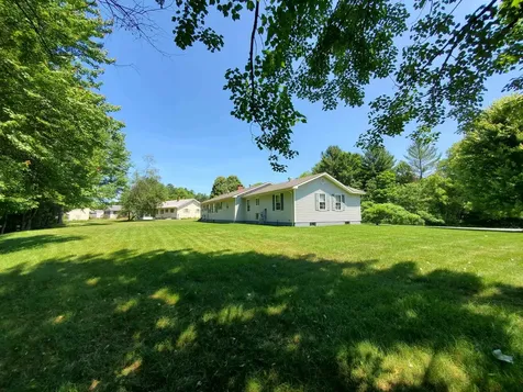 381 Cross Avenue St. Johnsbury VT 05819