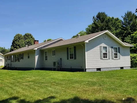 381 Cross Avenue St. Johnsbury VT 05819