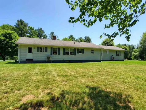 381 Cross Avenue St. Johnsbury VT 05819