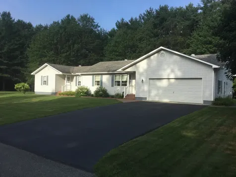 381 Cross Avenue St. Johnsbury VT 05819