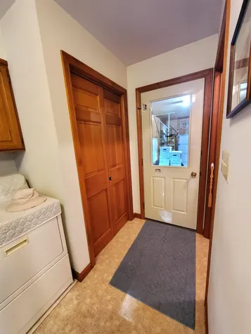 381 Cross Avenue St. Johnsbury VT 05819