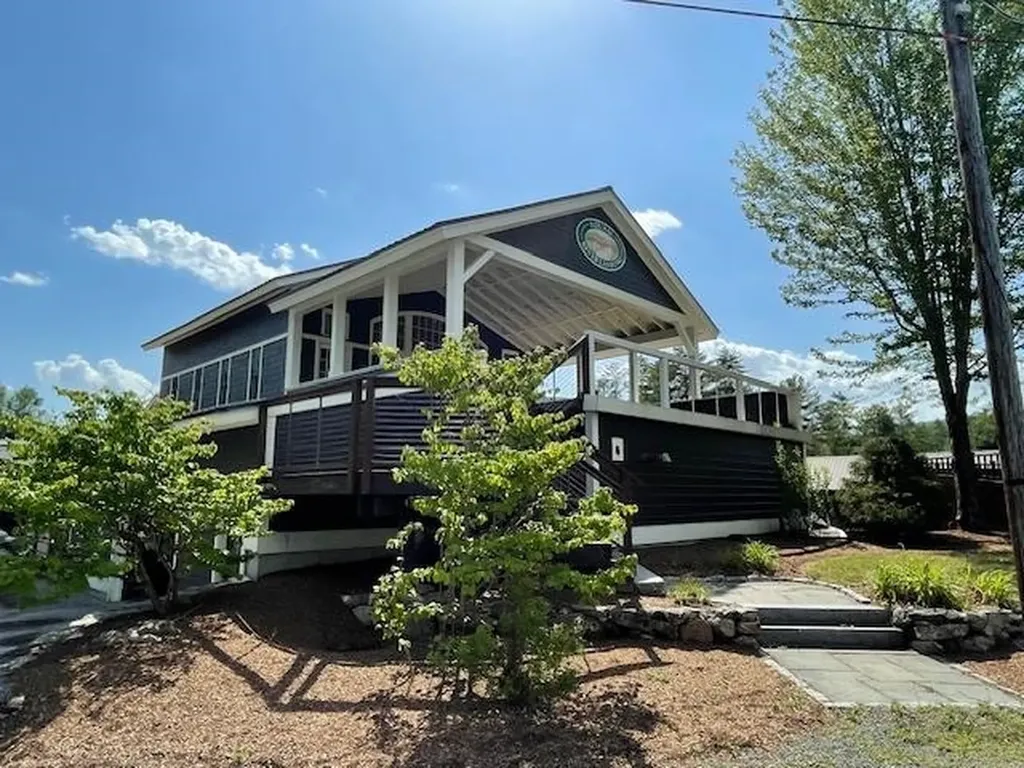 12 Peaked Hill Road Ashland NH 03217