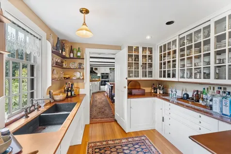 594 Nh Route 10 Orford NH 03777