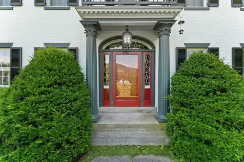 594 Nh Route 10 Orford NH 03777