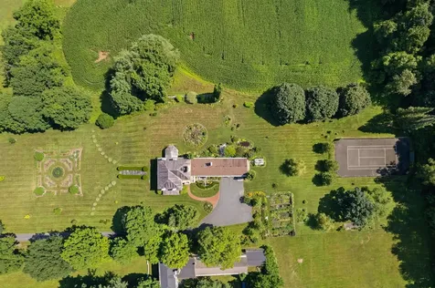 594 Nh Route 10 Orford NH 03777