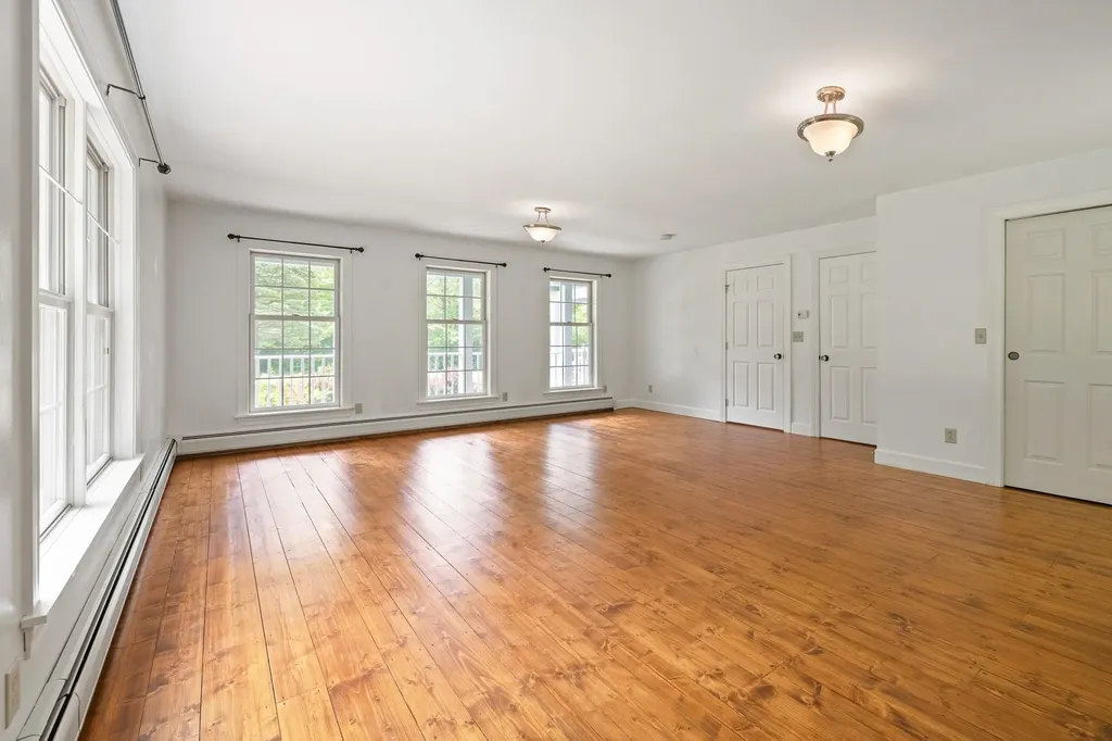 56 Mending Walls Road Manchester VT 05255