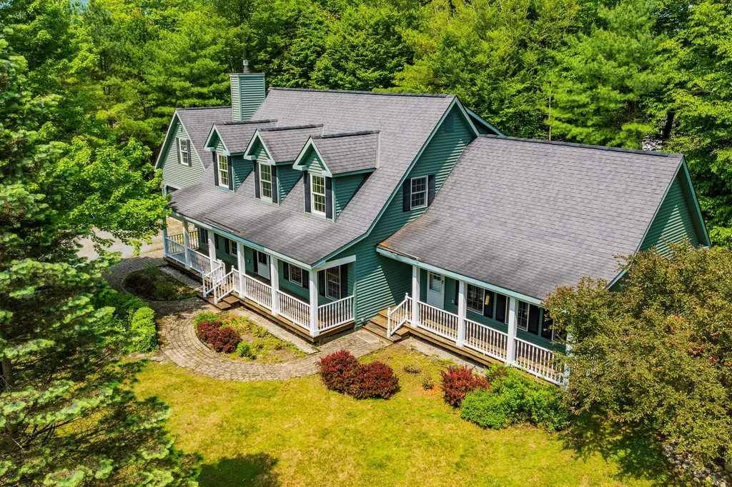 56 Mending Walls Road Manchester VT 05255