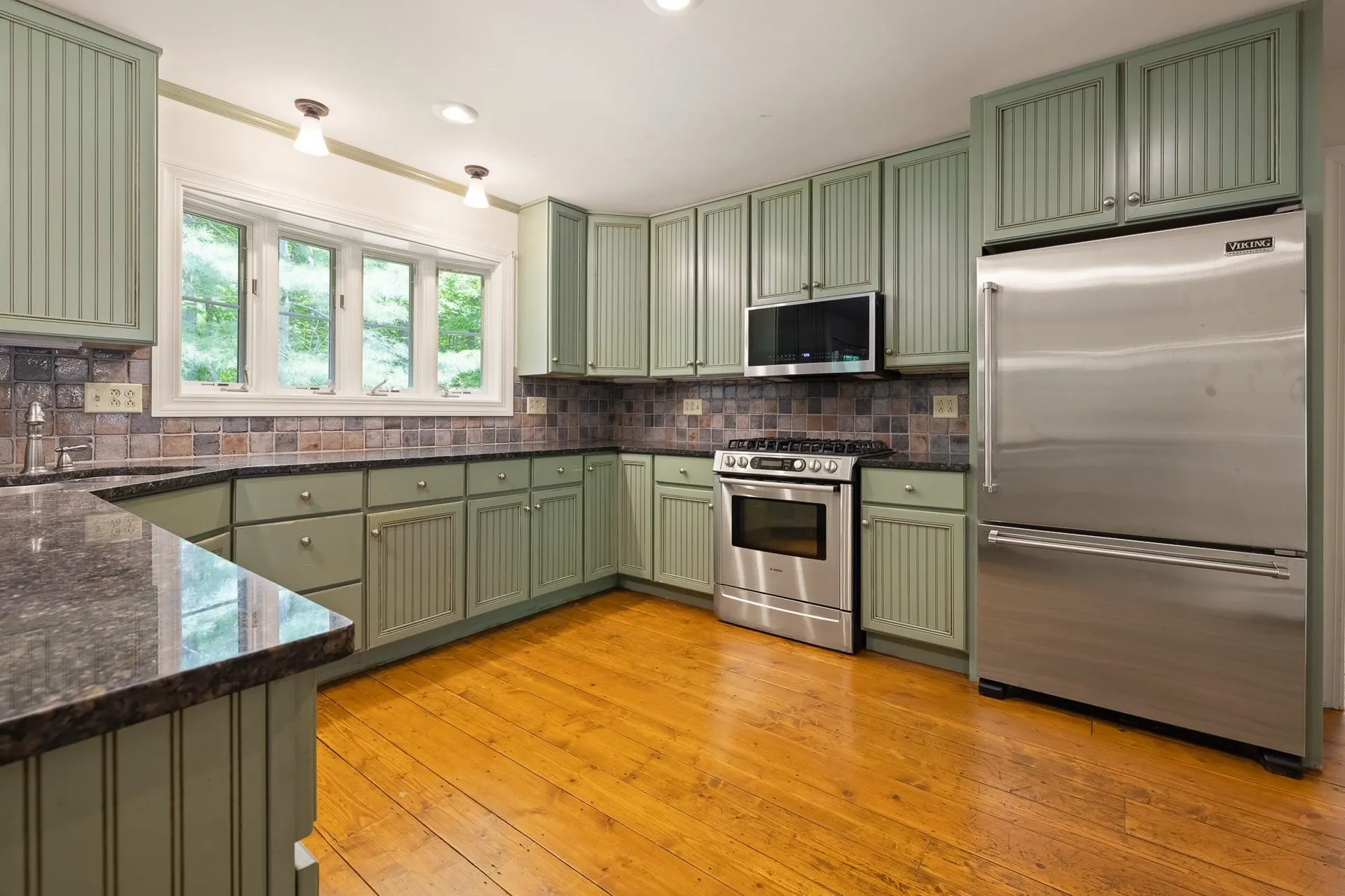 56 Mending Walls Road Manchester VT 05255